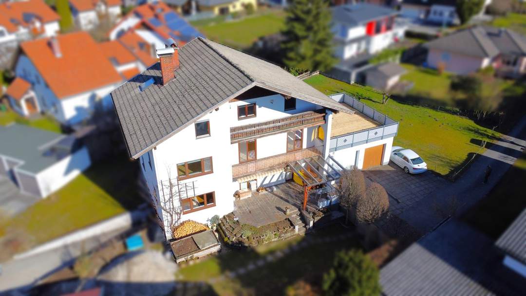 Rarität - 4.Zi.-DG-Wohnung mit XXL Garten und Bergpanorama