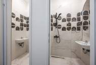 **Hannovermarkt** Renovation Opportunity: Charming 3-Room Period Apartment with Balcony and Airbnb Potential