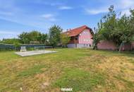 Großzügige Liegenschaft mit Garten, Garage & Terrasse!