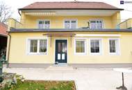 EINFAMILIENHAUS mit atemberaubendem AUSBLICK - Terrasse, Balkon und entzückender Garten mit Obstbäumen