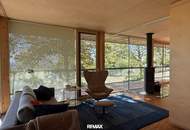 "Ein Unikat im Grünen" - preisgekröntes Architektenhaus mit Schwimmteich, großem Grundstück und Weitblick nahe der Golf- und Thermenregion Stegersbach