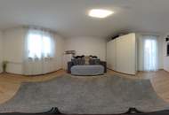 "Ein-/Zweifamilienhaus, mit 2 Wohnungen (je 120m²) und Pool!"