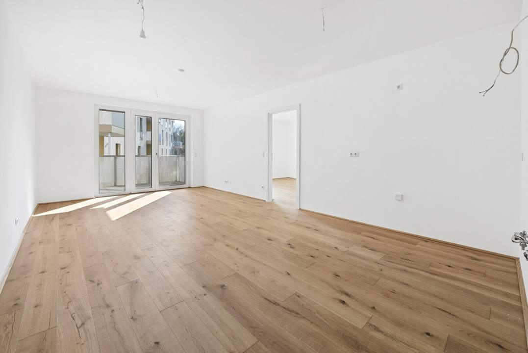 PROVISIONSFREI! Großzügige &amp; helle 2-Zimmer-Wohnung mit Balkon | Ab sofort beziehbar