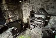 Historische Schmiede im Ortskern von Preitenegg, Kärnten - vielseitig nutzbar!