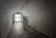 Sanierungsbedürftiges Wohn- und Geschäftshaus in Innenstadtlage