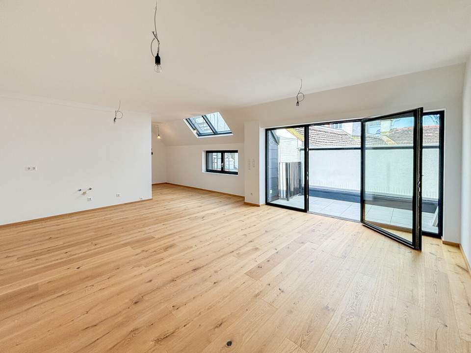 Hochwertig ausgestattete Dachgeschoßwohnung mit Terrasse und Fernblick Nähe Mariahilferstraße