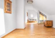 Loftartiges Wohnen mit Terrasse und Burggartenblick