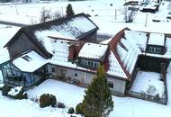 saniertes Bauernhaus mit Wintergarten, Pferde-Stallung und großem Stadel