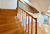 ENTZÜCKENDE MAISONETTE MIT TERRASSE IM KLASSISCHEN ALTBAU