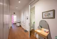 Exklusive Altbauwohnung mit hofseitigem Schlafzimmer und kleinem Balkon