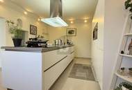 RENOVIERTER BUNGALOW MIT GROSSEM KELLER IN SONNIGER ORTSRANDLAGE