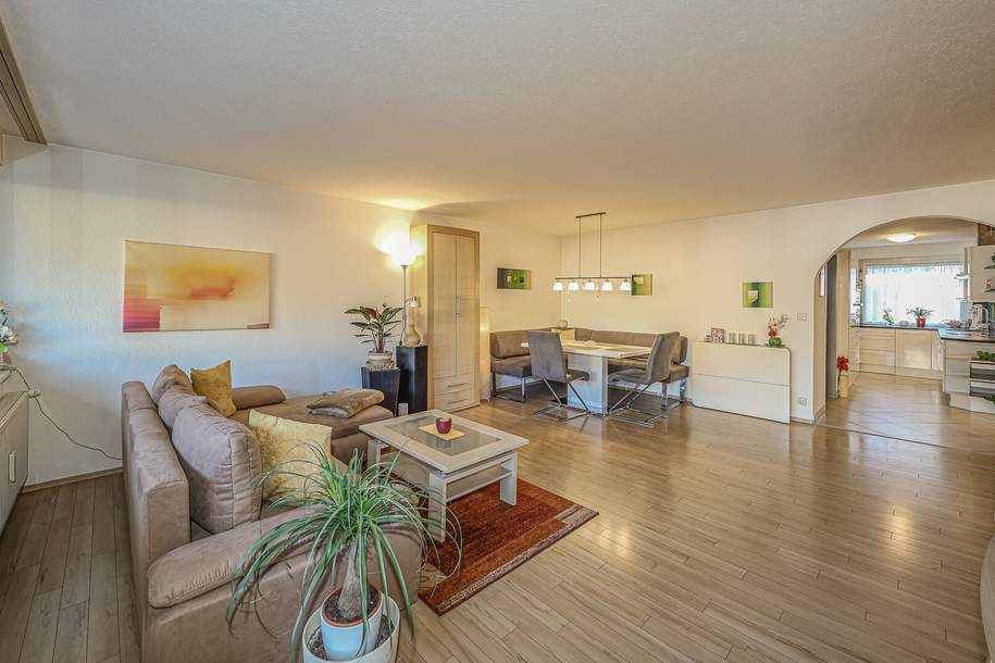 4-Zimmerwohnung in zentraler Ruhelage mit schönem Ausblick, Wohnung-kauf, 515.000,€, 6500 Landeck