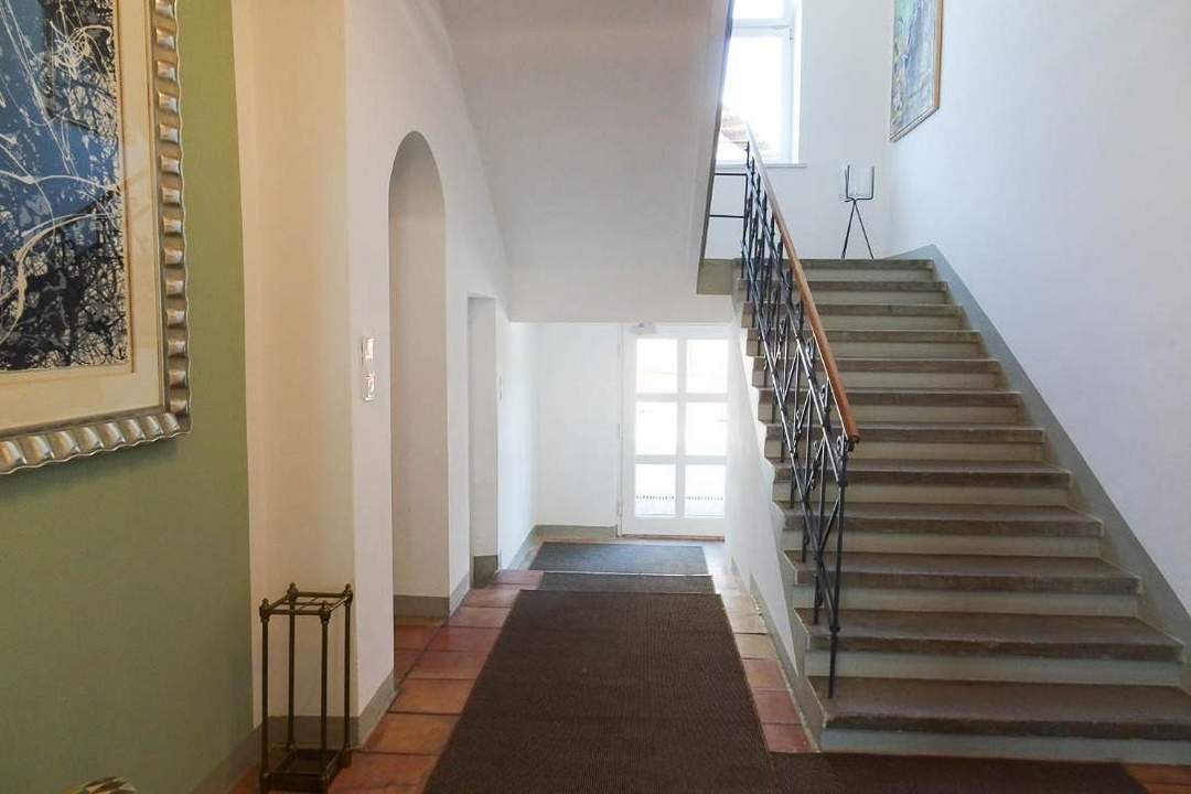 Wohn-, Büro- oder Zinshaus