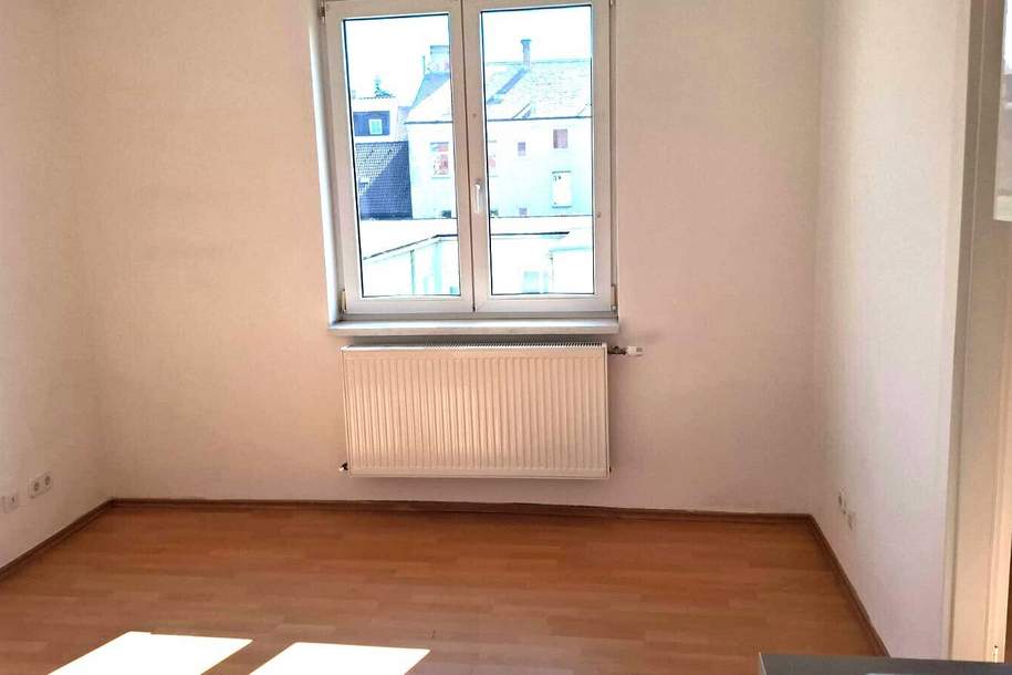 Ruhige, sonnige Eigentumswohnung im Zentrum!, Wohnung-kauf, 90.000,€, 2020 Hollabrunn