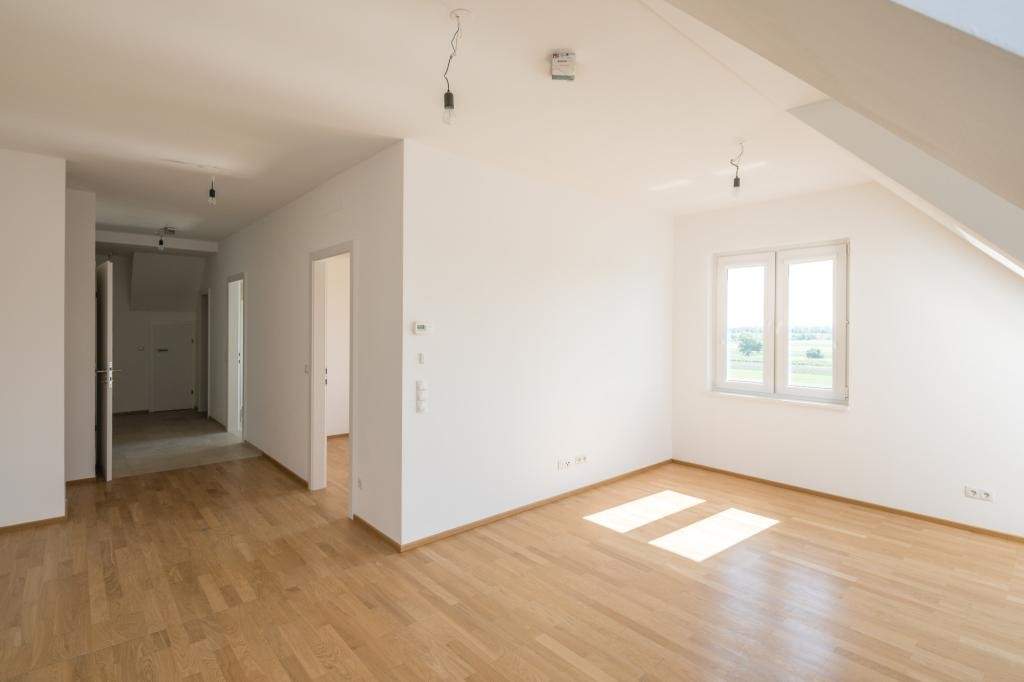 Sonnige Dachgeschosswohnung mit großem Balkon ++ RUSTENFELD SIEDLUNG