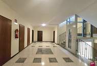 5-Zimmer-Wohnung mit Loggia und zusätzlichen 40 m² Magazin