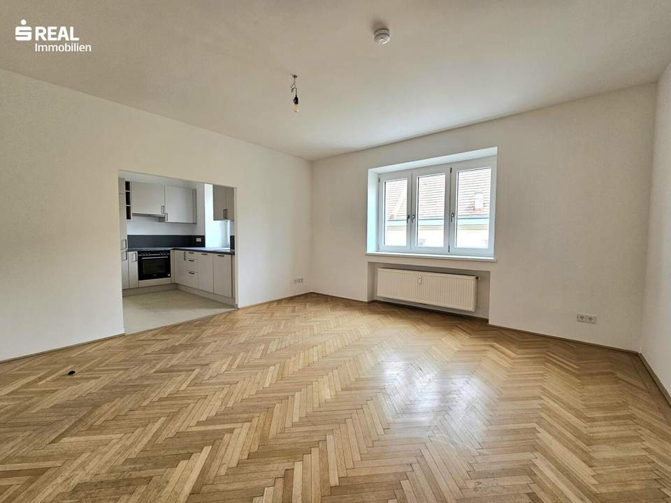 Altes AKH - 2-Zimmer Wohnung im sanierten Haus