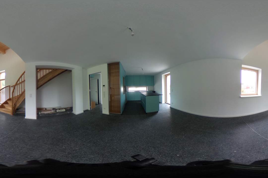 “Wow! Smart-Residenz im Wald mit Pool!”