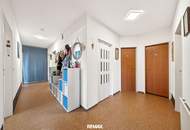 4-Zimmerwohnung mit Gartenanteil, Garage, Keller und Lager!