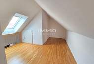 Zentrale Dachgeschoß-Wohnung: 2 Zimmer + Galerie - Burggasse 17 - Top 27