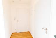 Helle 2-Zimmer-DG-Wohnung mit Terrasse unweit vom Hauptbahnhof