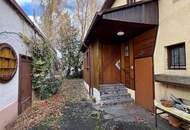 Attraktives Baugrundstück mit sanierungsbedürftigem Haus – Perfekt für Bauträger