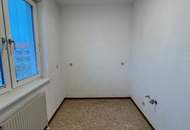 Nette 2-Zimmerwohnung mit Balkon vis a vs HAK HAS