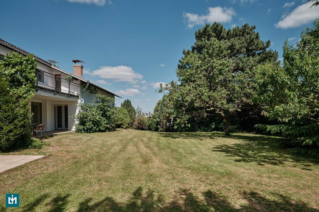 Atemberaubend schönes Grundstück mit Altbestand und traumhaftem Fernblick