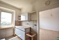 2-Zimmer-Altbau in ruhiger Lage – viel Potenzial zur individuellen Neugestaltung