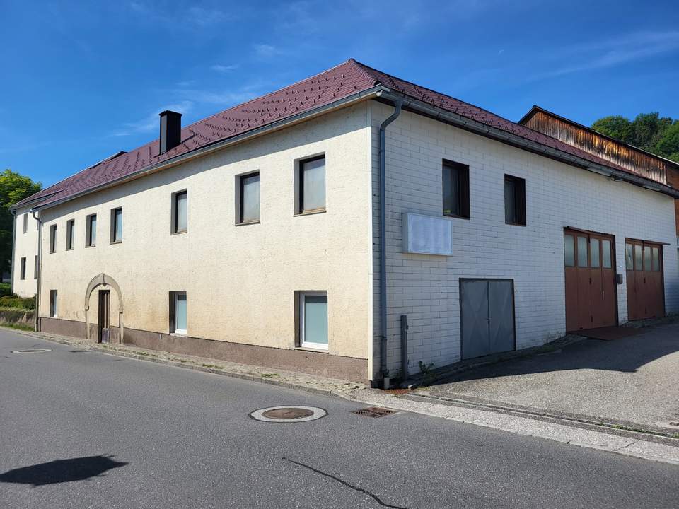Großzügiges Gewerbeobjekt mit Entwicklungspotenzial, Projektchance für Bauträger