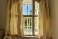 Elegante Wohnung in historischer Villa mit Dachterrasse und Blick ins Grüne
