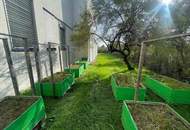 Exklusiver und freistehender Firmenstandort mit Büro, Lager und Stellplätzen zu mieten.