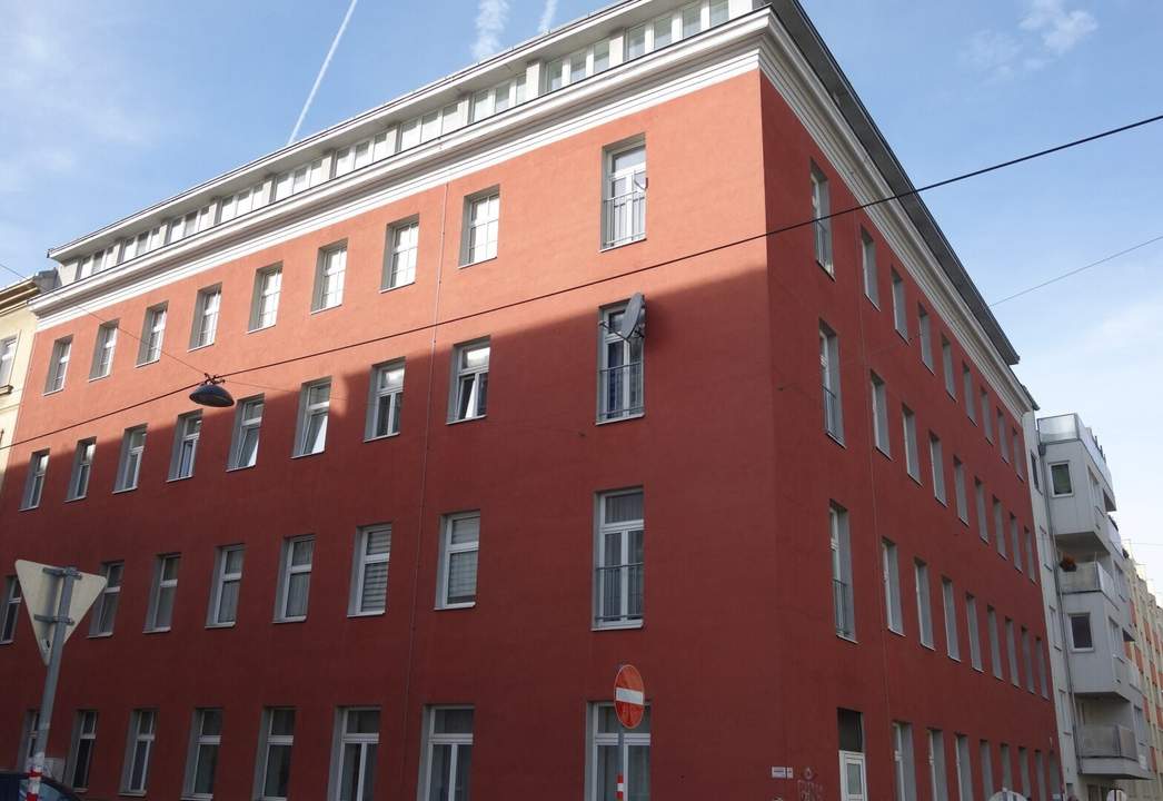 Charmante 64,70m2 DACHWOHNUNG mit 5,42 m2 Terrasse - Nähe U3