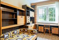 Stilvolles Ein- Zweifamilienhaus mit Doppelgarage und großen Garten