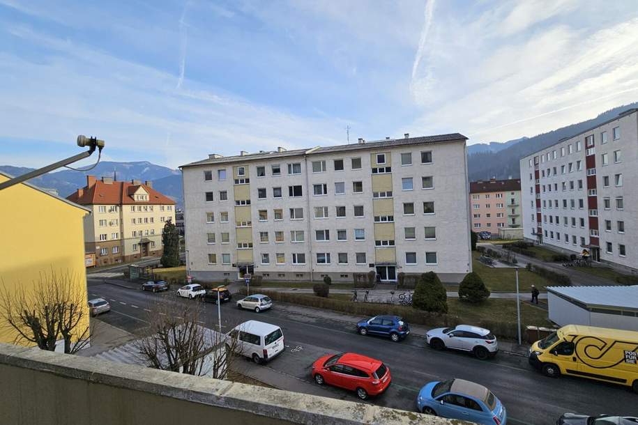 1 MONAT MIETFREI! Teilmöblierte 3-Zimmerwohnung mit Loggia, Wohnung-miete, 958,53,€, 8600 Bruck-Mürzzuschlag