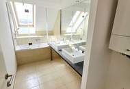 Ein frisch saniertes Schmankerl! Traumhafter Blick auf das Schloss Schönbrunn! Happy to be here! Lichtdurchflutet + Super hohe Räume im Dachgeschoss + Terrasse mit Fernblick + Beste Infrastruktur und Anbindung!