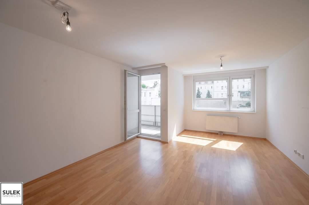 Ab sofort verfügbar: 4 Zimmer Neubauwohnung mit separater Küche und Süd-Loggia