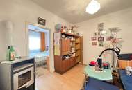 Renovierungsbedürftiges Haus mit herrlichem Garten