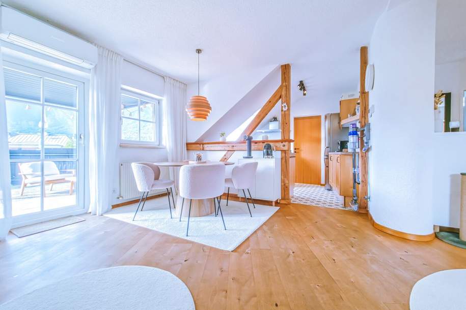 Exklusive Dachgeschosswohnung in Pradl – Perfekt für Kleinfamilien, Pärchen & Singles, die Altbaucharme mit modernster Ausstattung verbinden möchten!, Wohnung-kauf, 515.000,€, 6020 Innsbruck-Stadt