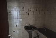 "3-4 Zimmer Wohnung - zum Sanieren, mit viel Potenzial "