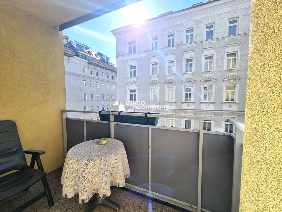 FAMILIENHIT – auch WG geeignet – LICHTDURCHFLUTETE 3-Zimmer-Wohnung mit TOP-Infrastruktur