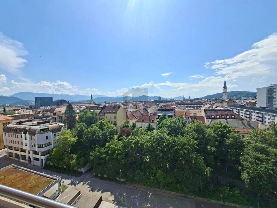 Preisreduktion! PREISNACHLASS LICHTDURCHFLUTET ÜBER DEN DÄCHERN DER ALTSTADT