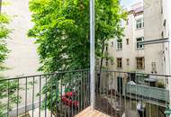 NEU IN DER VERMARKTUNG: Sanierte Altbauwohnung mit Balkon nahe der Schmerz – fast fertiggestellt
