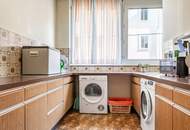 Auberg: Großzügige Eigentumswohnung mit ruhiger Terrasse und Indoor-Pool