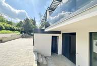 AKTIONSPREIS! Exklusive Doppelhaushälften inkl. Terrasse/Garten + Balkon! TRAUMAUSBLICK auf Burg Liechtenstein! SCHLÜSSELFERTIG!