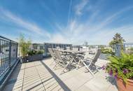 Penthouse-Flair mit sonniger Dachterrasse &amp; maßgefertigter Tischlerausstattung