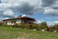 kleiner, neuwertiger Bungalow mit einzigartiger Steingartengestaltung und Naturteich