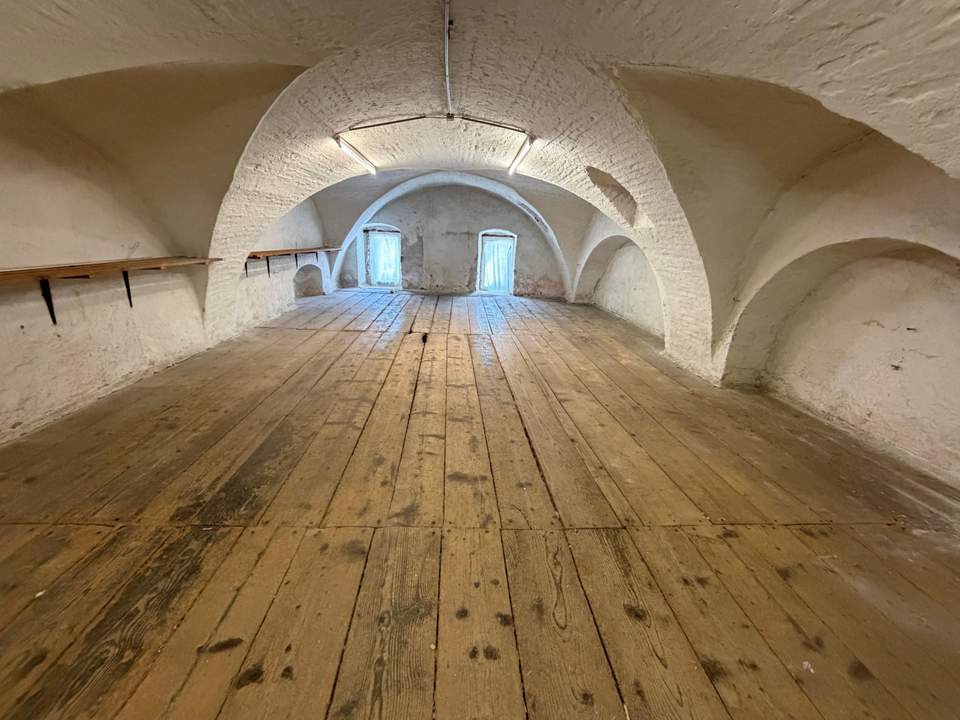 Perchtoldsdorfer Toplage sucht Käufer mit Visionen!