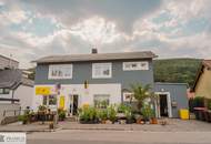 Vielseitiges Mehrparteienhaus mit Potenzial und herrlichem Ausblick in Hinterbrühl