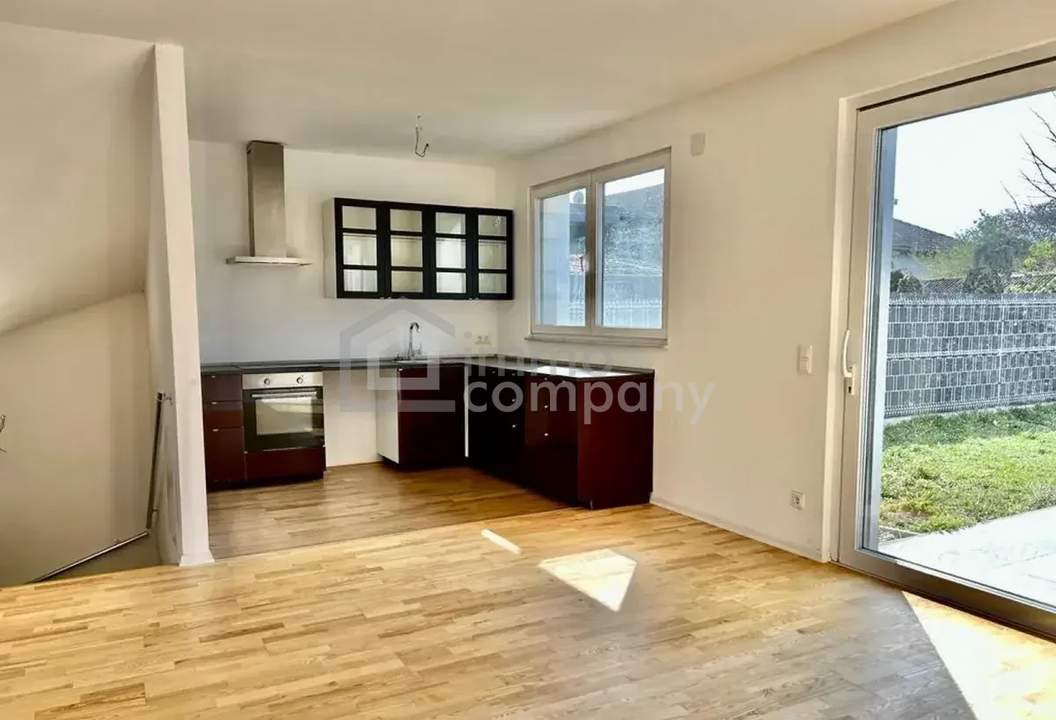 Modernes 4-Zimmer-Reihenhaus in Strasshof – 98 m² Wohnen + 52 m² beheizbarer Keller